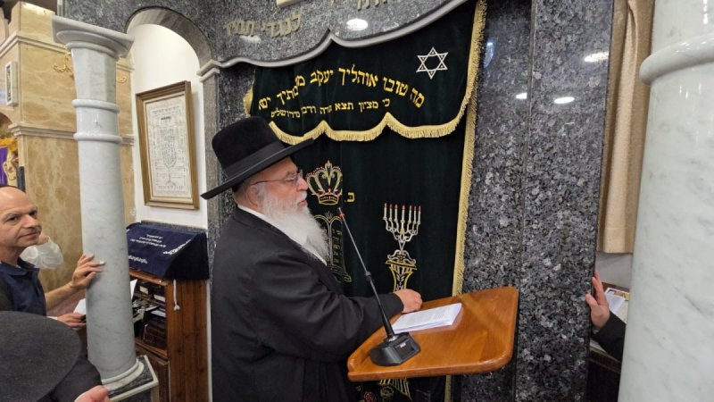 באדיבות המצלם