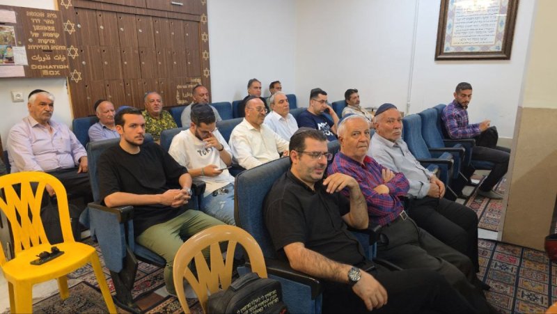 באדיבות המצלם