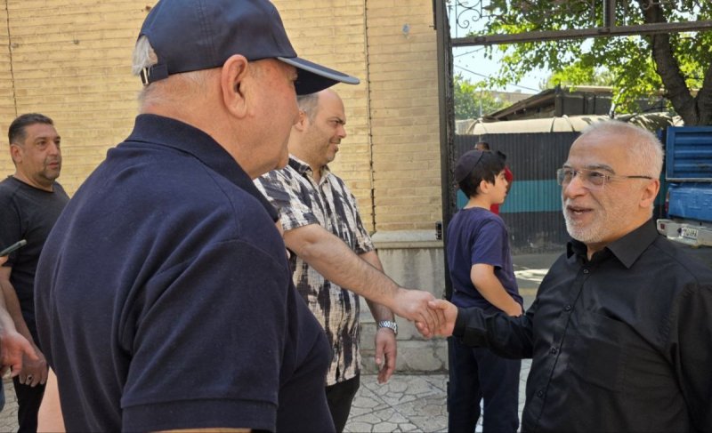 באדיבות המצלם