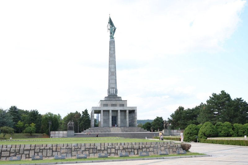 מרדכי לובעצקי