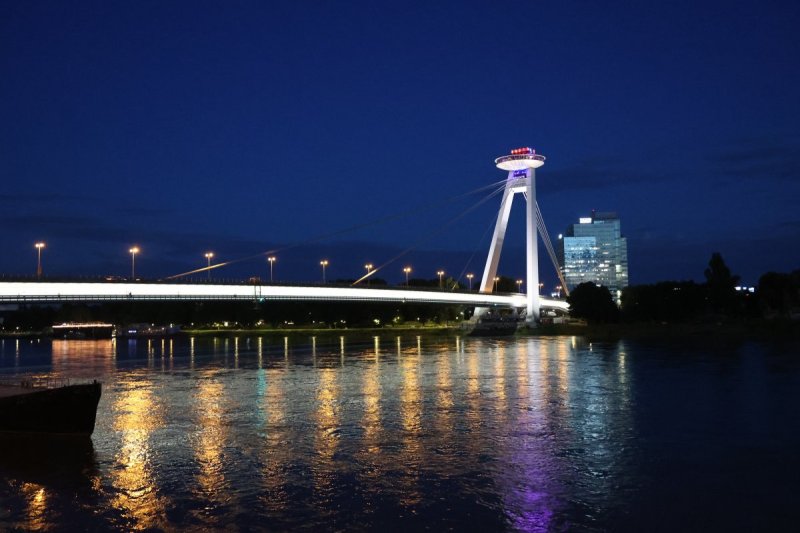 מרדכי לובעצקי