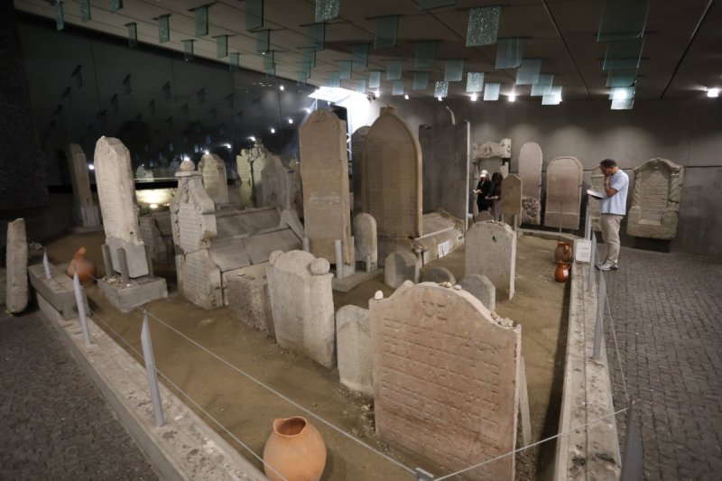 מרדכי לובעצקי