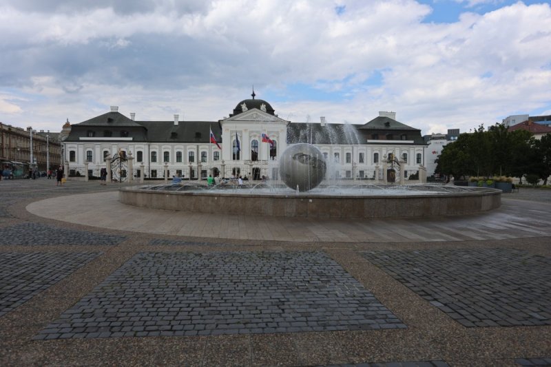 מרדכי לובעצקי