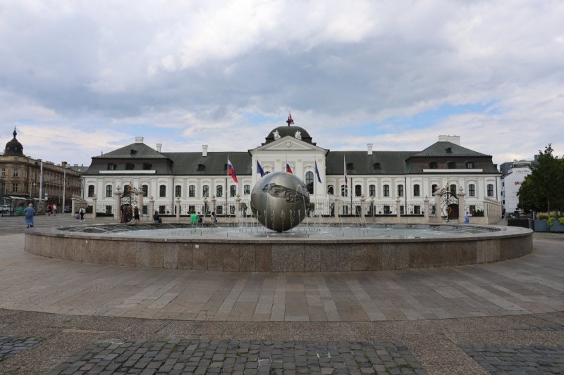 מרדכי לובעצקי