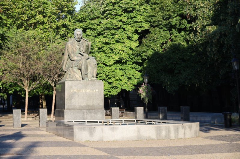 מרדכי לובעצקי