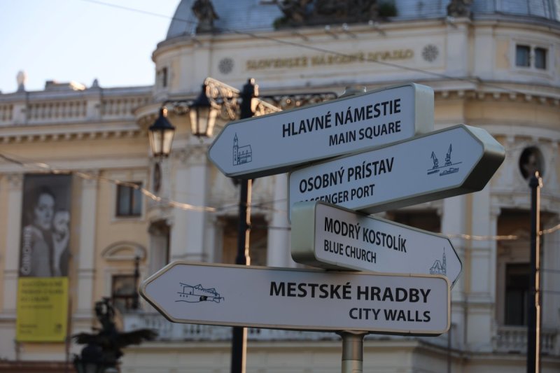 מרדכי לובעצקי