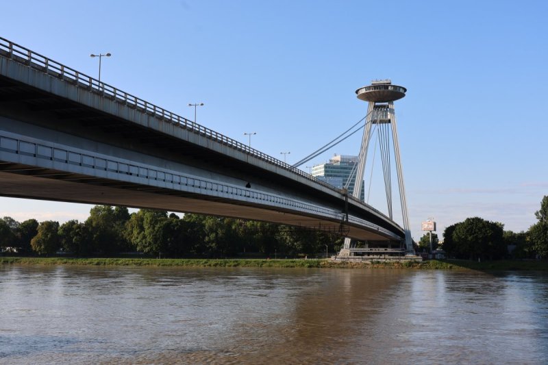 מרדכי לובעצקי