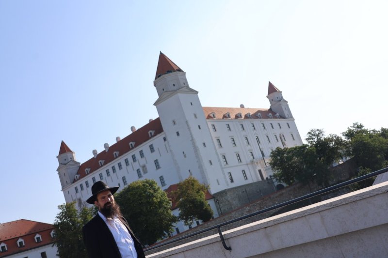 מרדכי לובעצקי