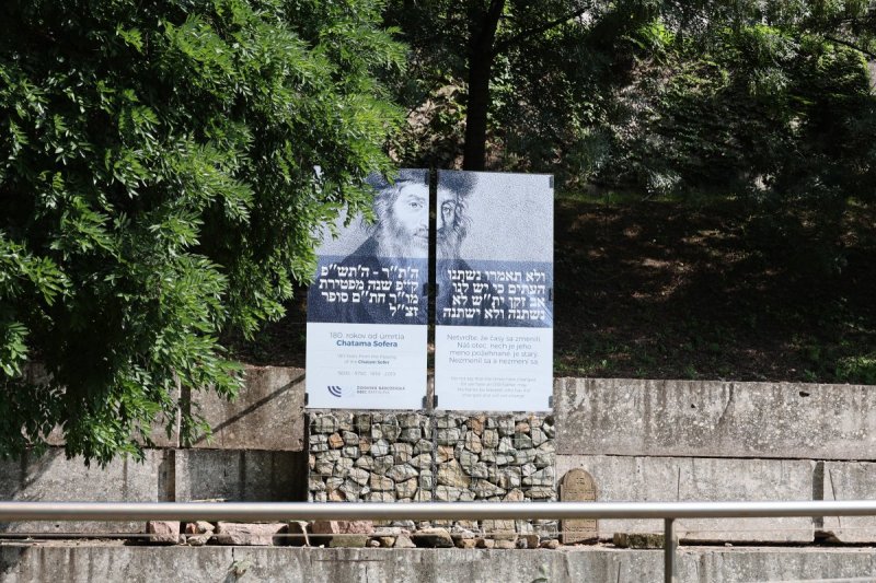 מרדכי לובעצקי