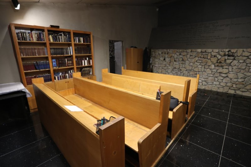 מרדכי לובעצקי