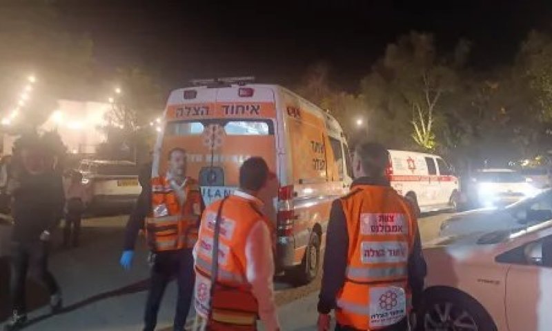 במהלך סעודת שבת: ילד נפל לתוך סיר המרק - ונכווה קשות 