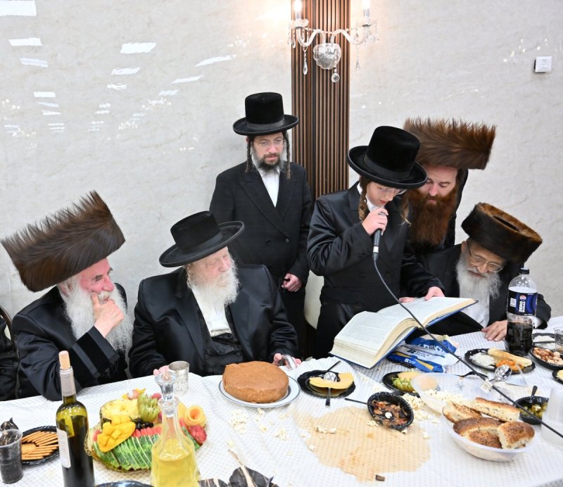 באדיבות המצלם