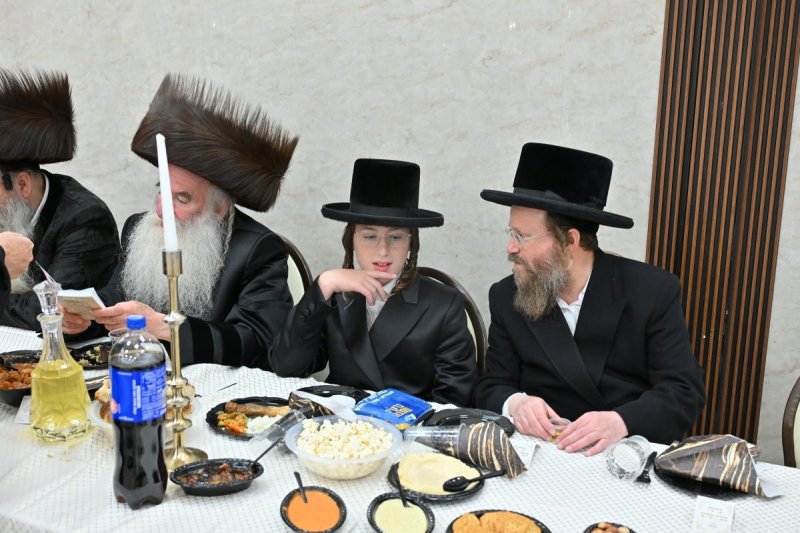 באדיבות המצלם