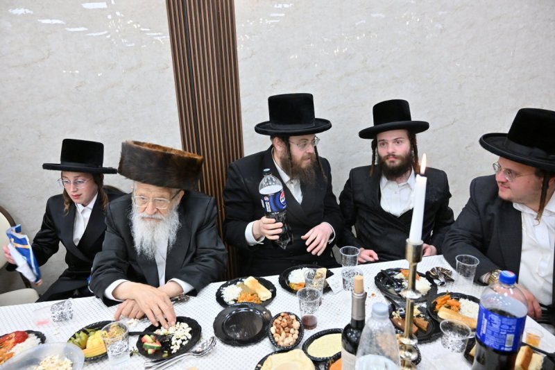 באדיבות המצלם