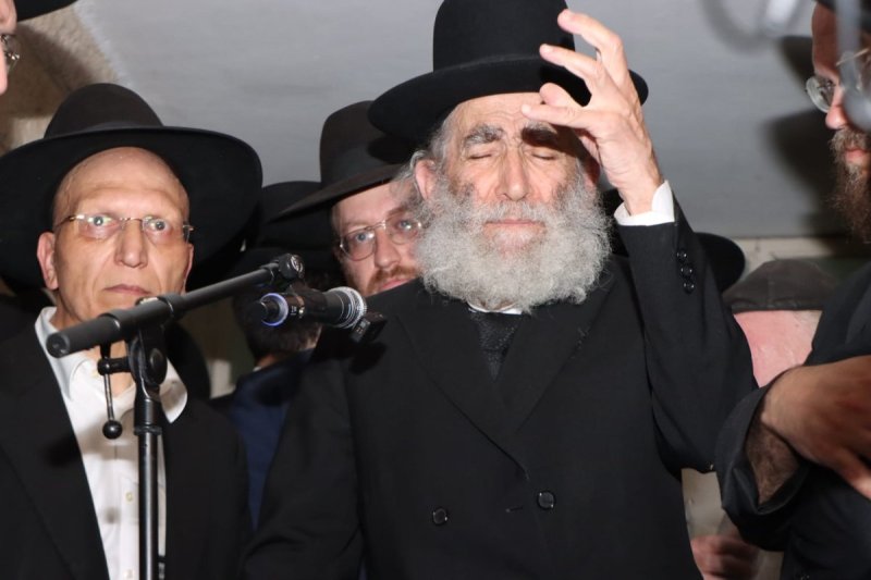 שמוליק קורלנסקי, יצחק ורדי ומ. אדלר