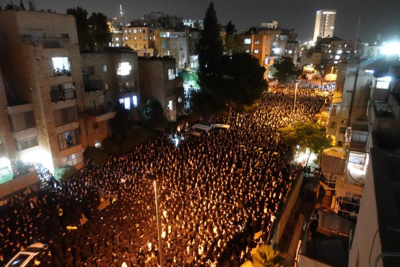 שמוליק קורלנסקי, יצחק ורדי ומ. אדלר