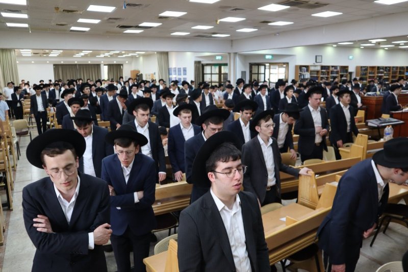 באדיבות המצלם