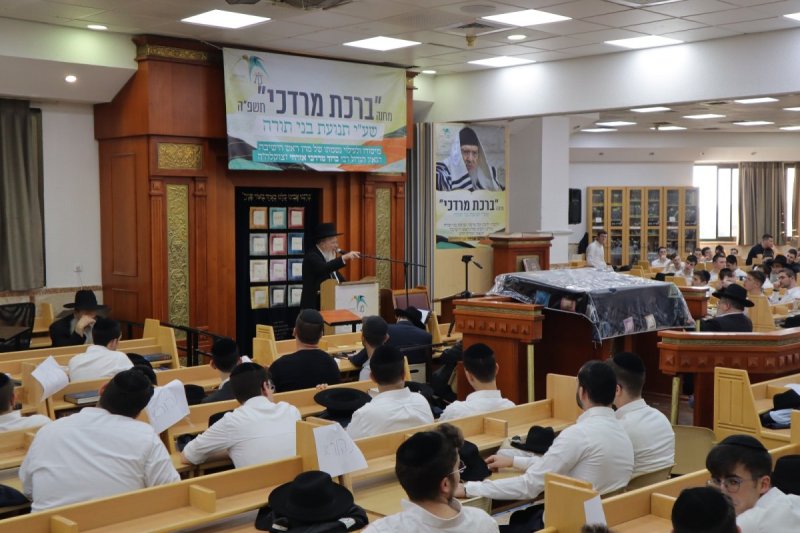 באדיבות המצלם