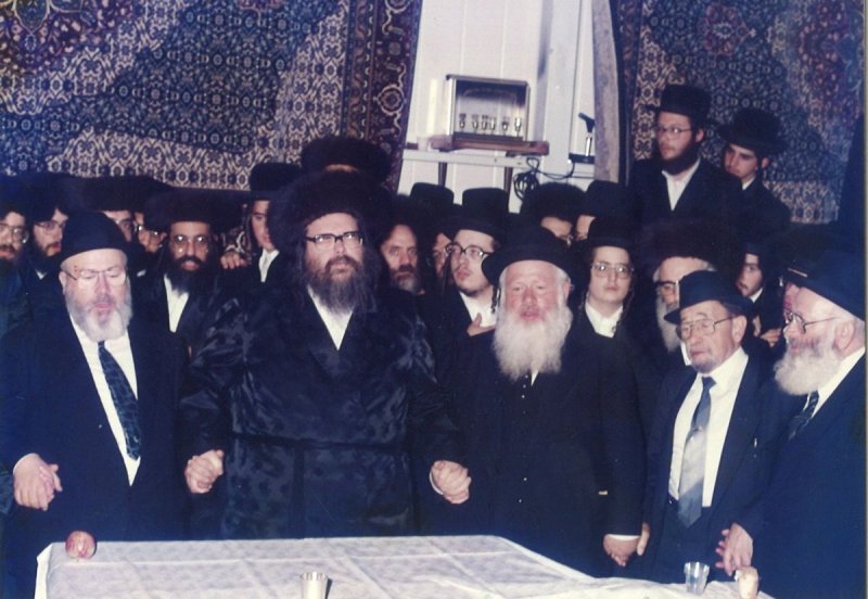 ארכיון הרב שוומנפלד