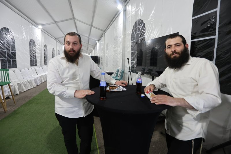 מרדכי לובעצקי