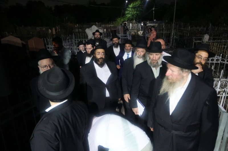 מרדכי לובעצקי