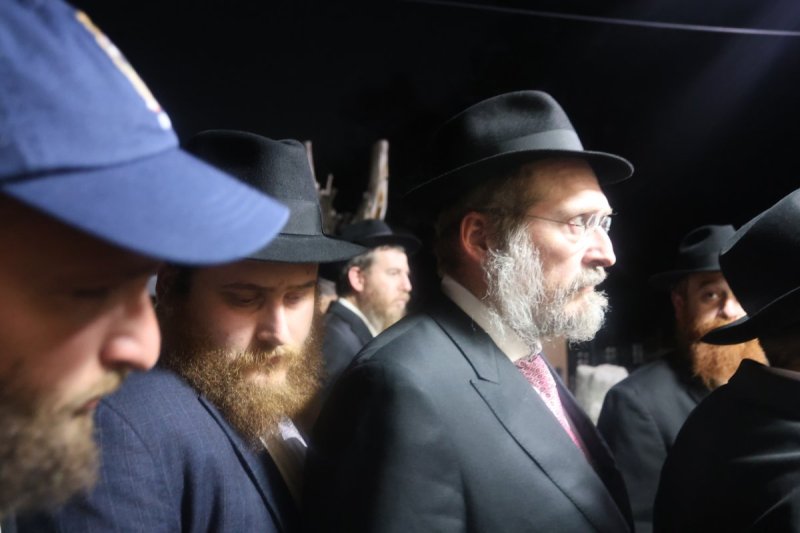 מרדכי לובעצקי