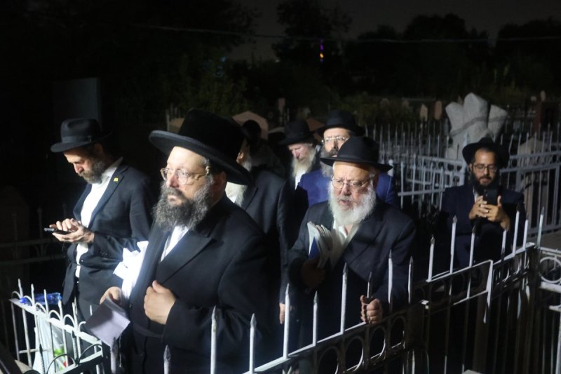 מרדכי לובעצקי