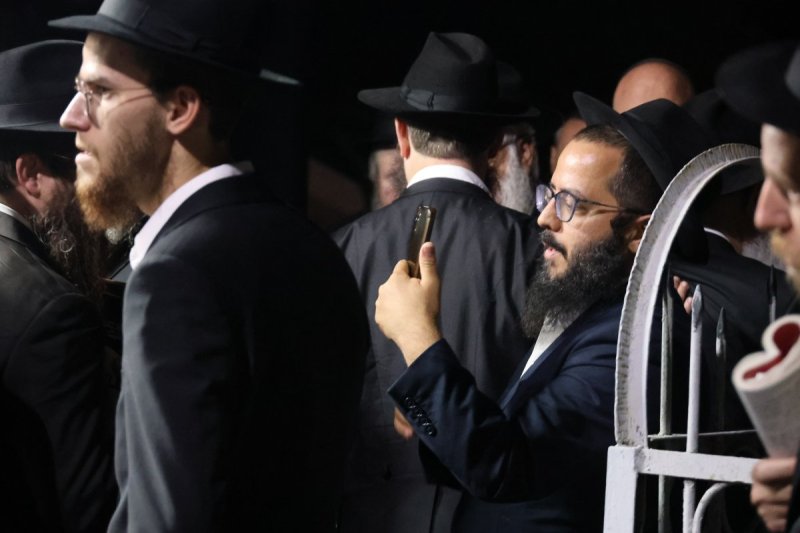 מרדכי לובעצקי