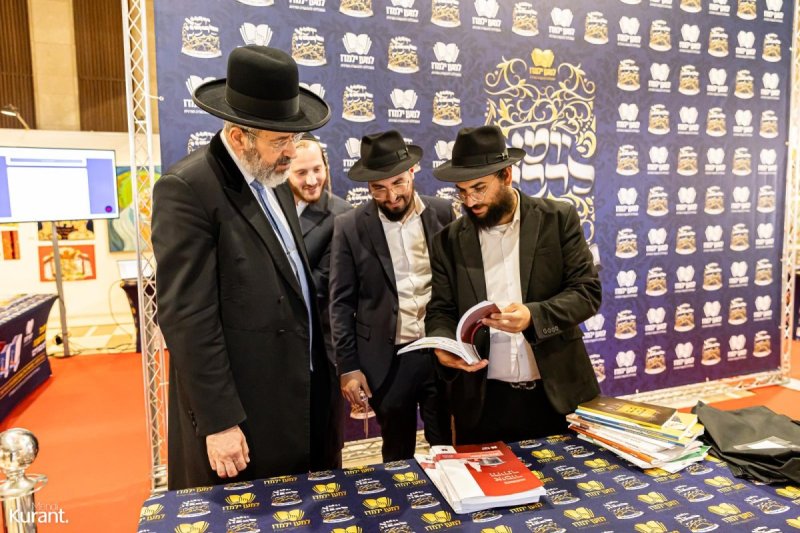 מענדי קורנט