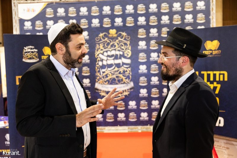 מענדי קורנט