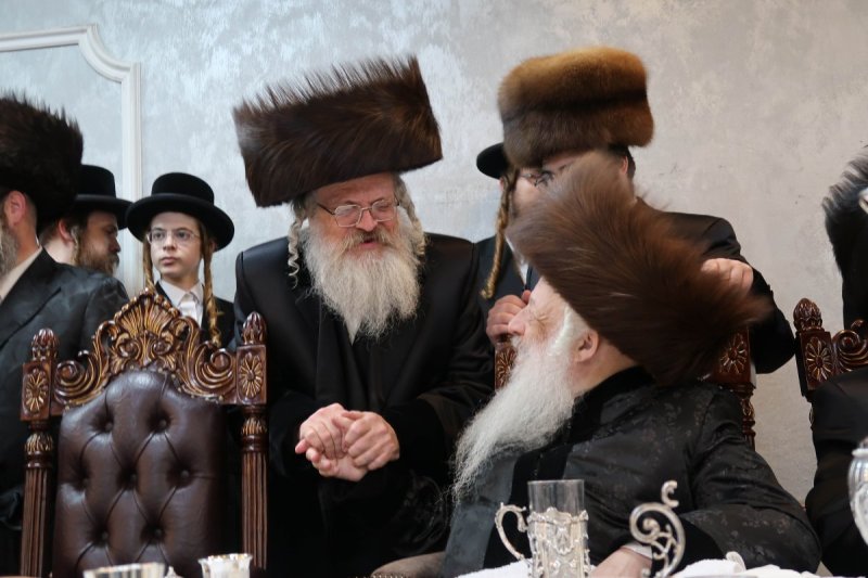 שימי פ. ומ.א נוימן