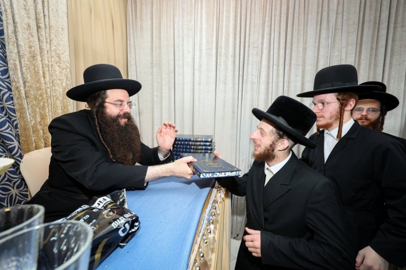 א. אייזנבאך