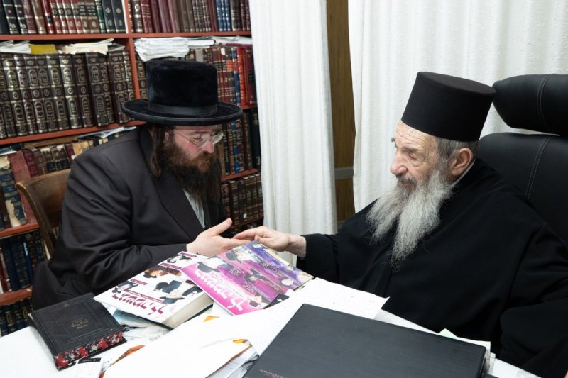 באדיבות המצלם