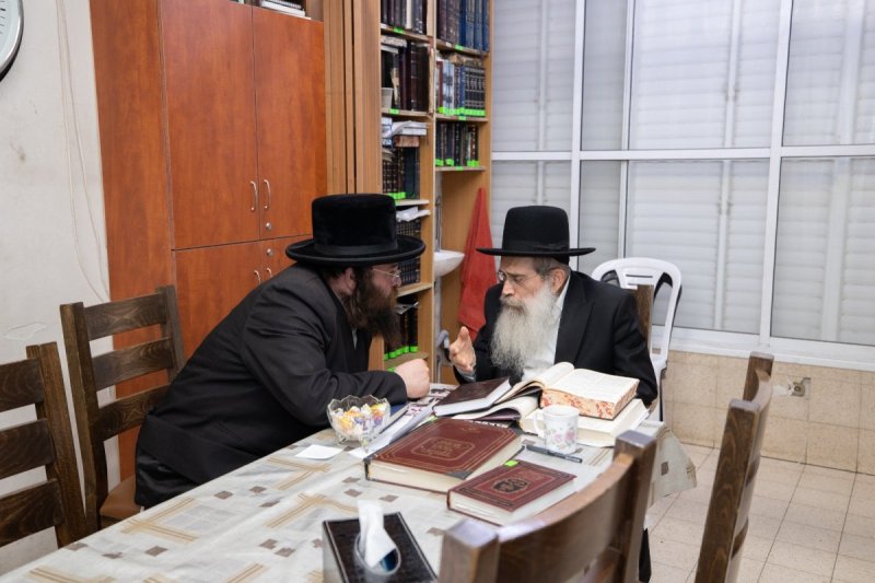 באדיבות המצלם