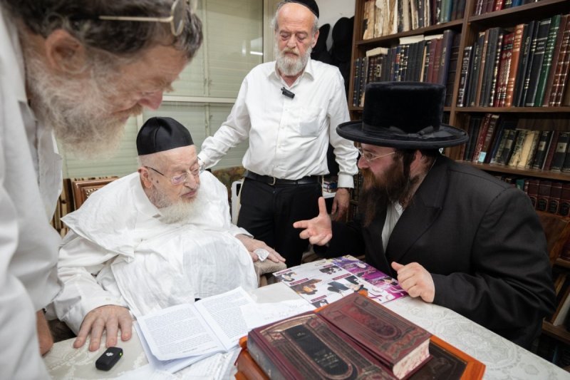 באדיבות המצלם