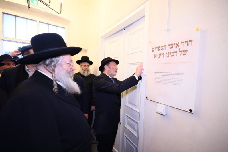 באדיבות המצלם