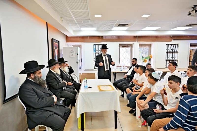 יהושע פרוכטר