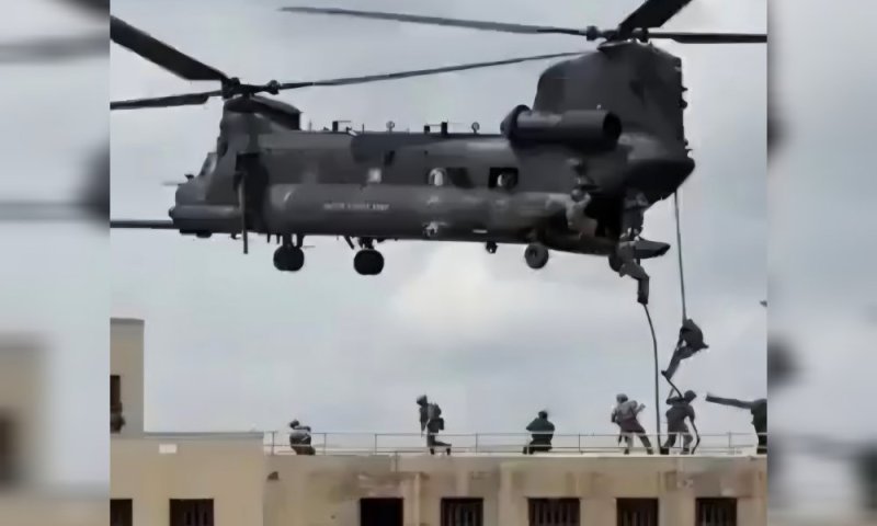 מדורו היה בהלם: הסוכנים החשאים ורגע הפשיטה על המעון המבוצר