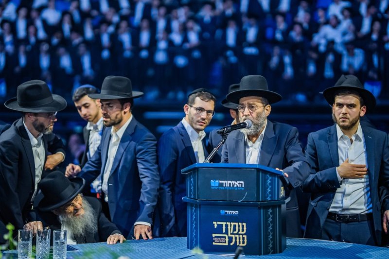 דניאל נפוסי, אריאל רבינסקי ומנדי טוויטו