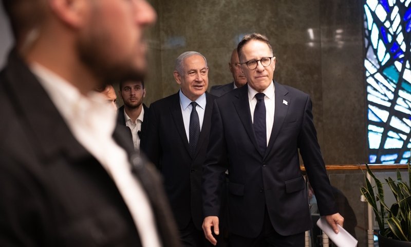 העימות בין אלי פלדשטיין לצחי ברוורמן: "היית 'מהמסתובבים'"