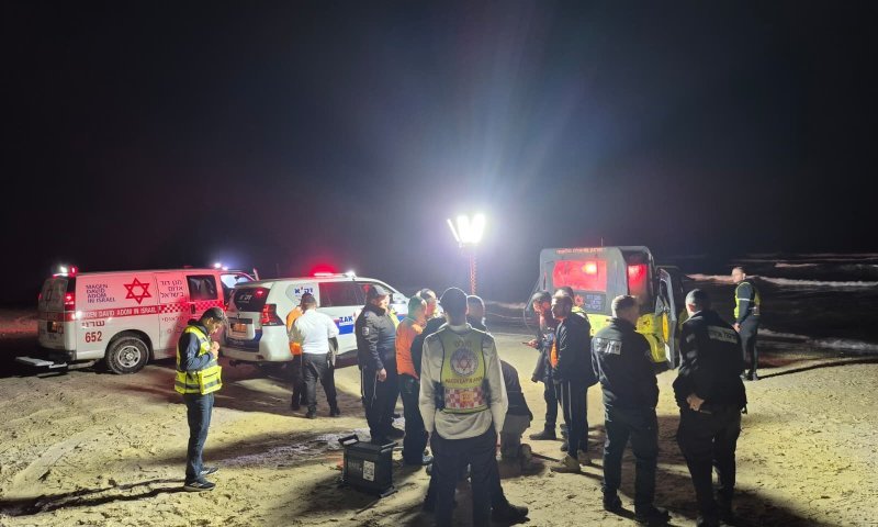 החיפושים נמשכים בנתניה: רחפן הועלה לאוויר - מוקדי תפילה רבים