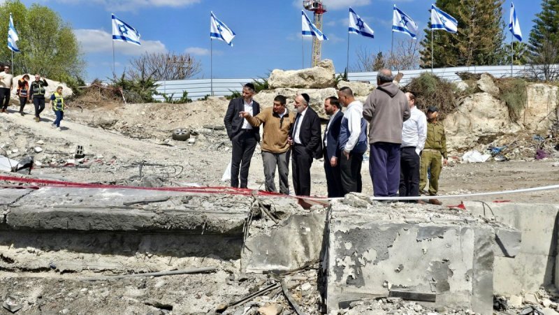 באדיבות המצלם