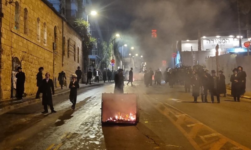 מהומות בעקבות דרישת הפרקליטות לנתח את גופות הפעוטות