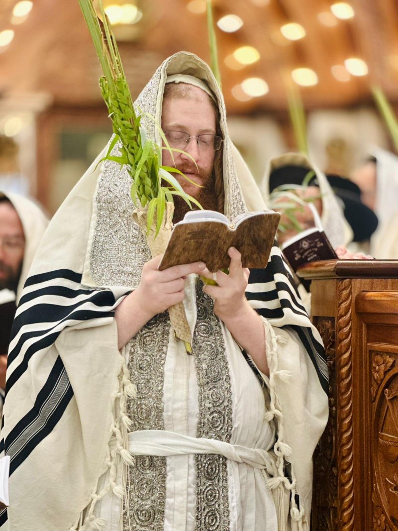 באדיבות המצלם