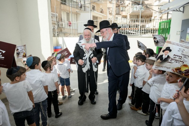 מנדי רוט, דברי חמד