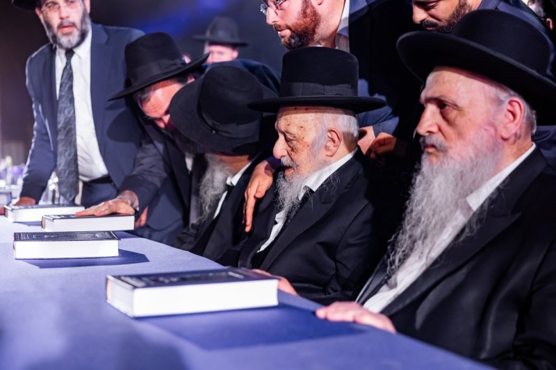 יעקב נחומי ומנדי טויטו
