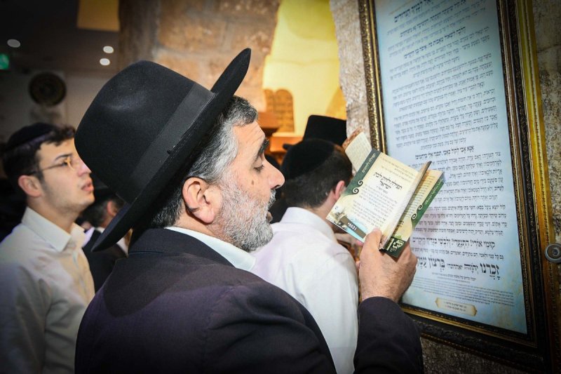 ארי קופרשטוק