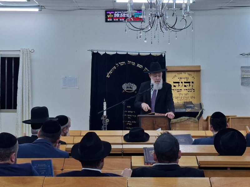 באדיבות המצלם