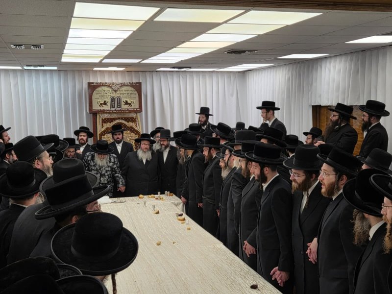 באדיבות המצלם