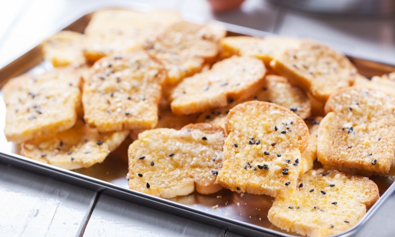 לחם קרקר עם רכיב אחד סודי שמשנה את כל הטעם